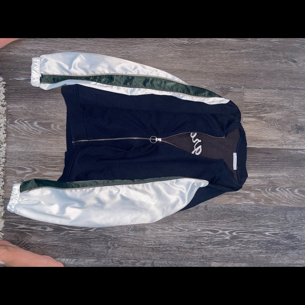 Zara zip up